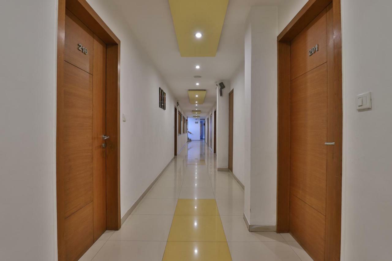 Oyo 14943 Shubh Suvidha Hotel Somnāth Exterior foto