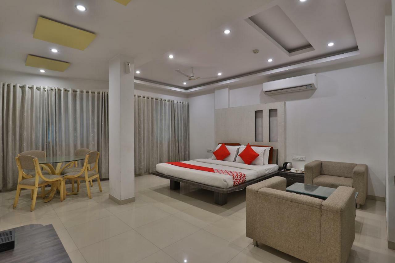 Oyo 14943 Shubh Suvidha Hotel Somnāth Exterior foto