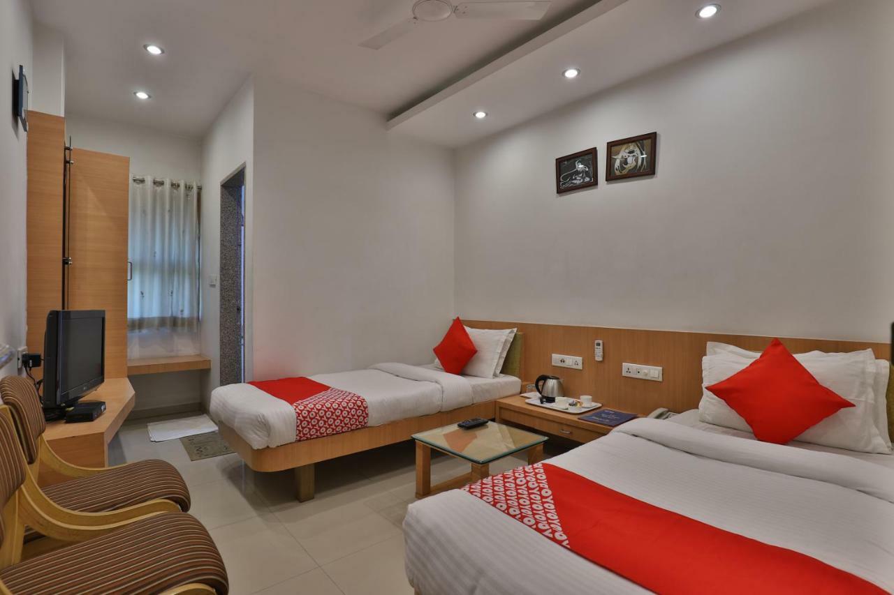 Oyo 14943 Shubh Suvidha Hotel Somnāth Exterior foto