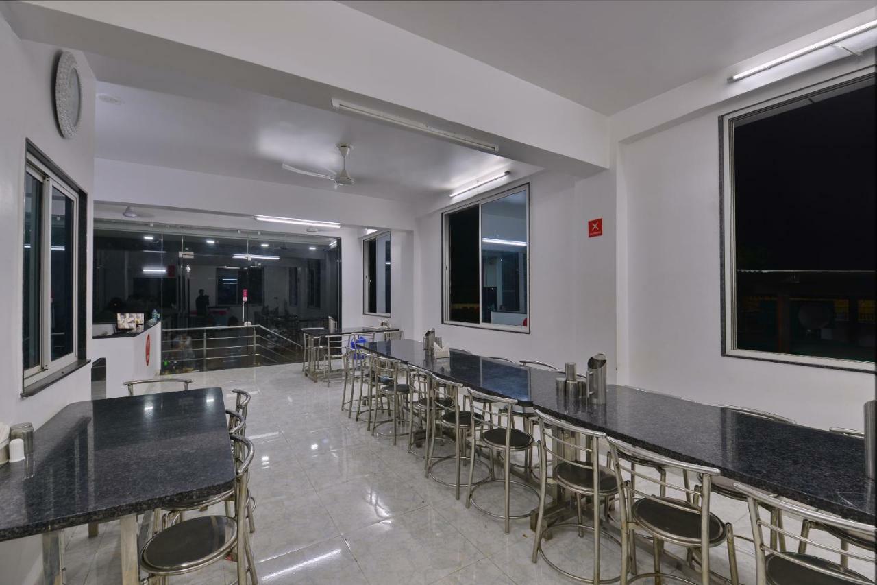 Oyo 14943 Shubh Suvidha Hotel Somnāth Exterior foto